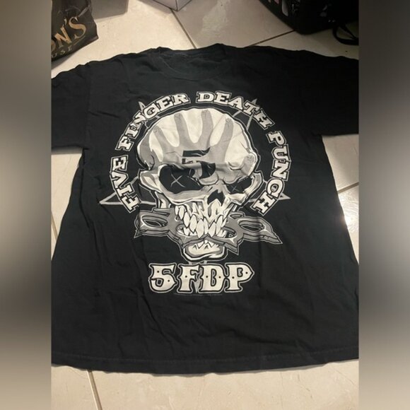 Unisex One Two F*ck You Five Finger Death Punch shirt - Picture 1 of 4